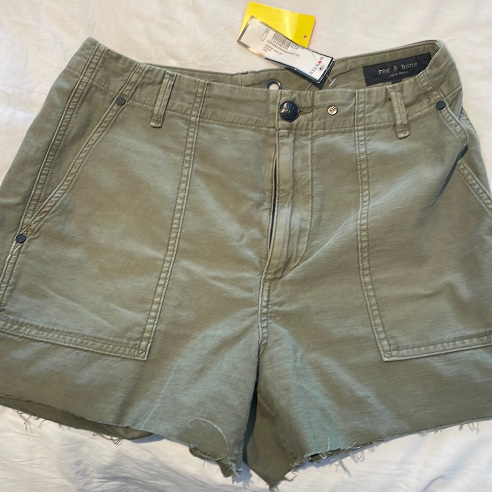 Army green cargo shorts, never worn, new with tags.